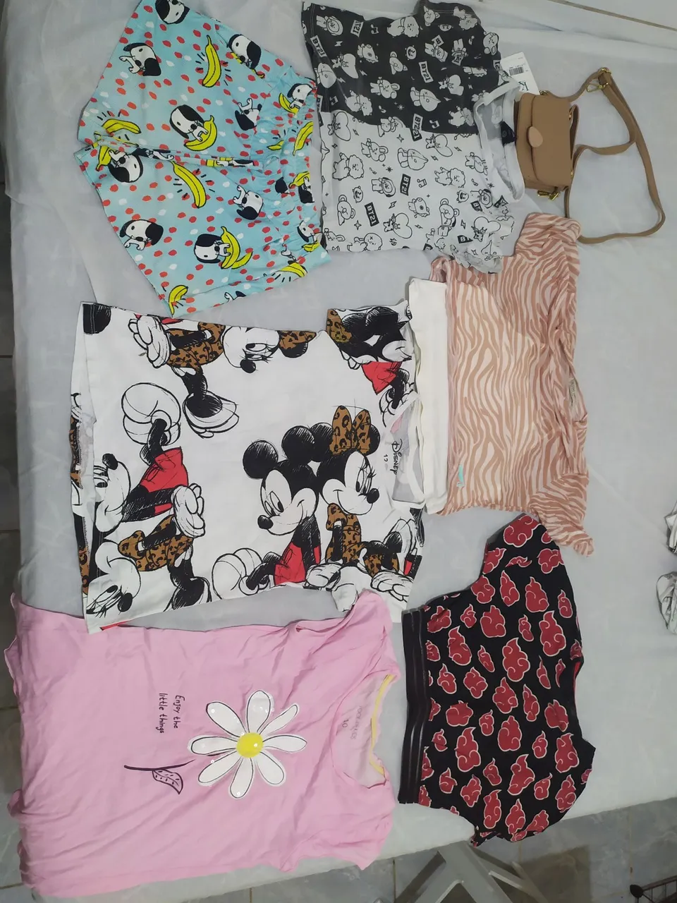 Lote de Roupas Infantis