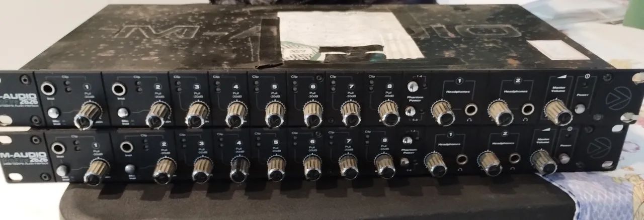 Placa M-audio 2626 (danificadas)