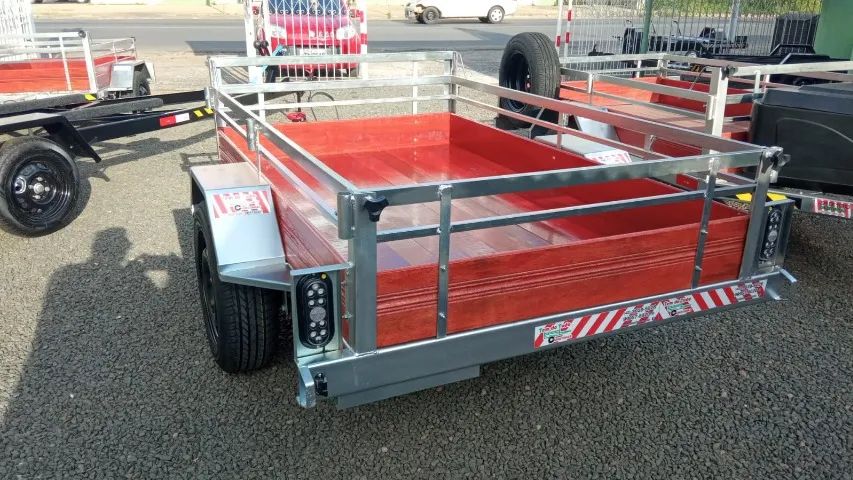 Fazendinha 2,00x1,20 completa reboque carrocinha - Foto 6