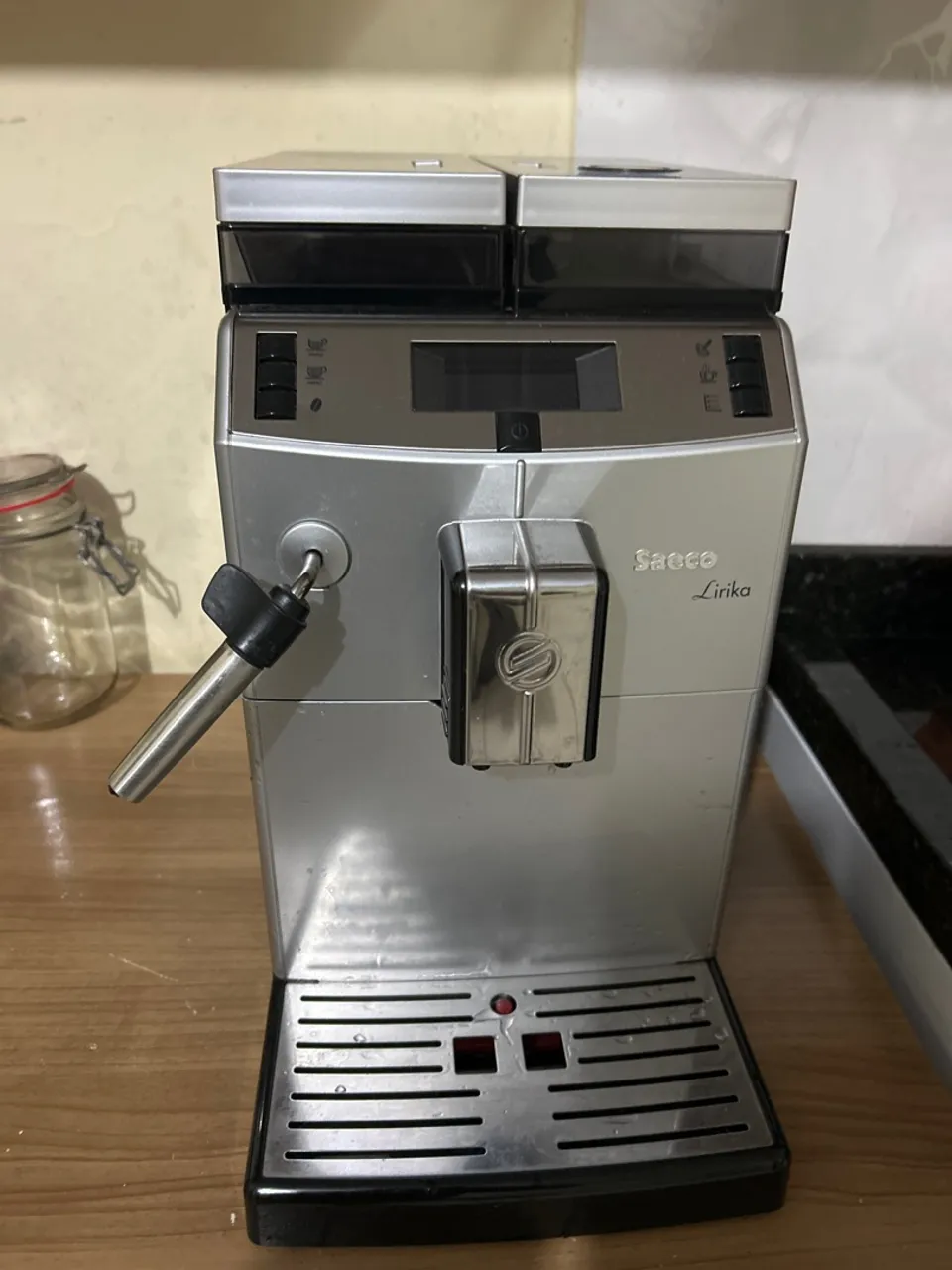 Cafeteira saeco lírica