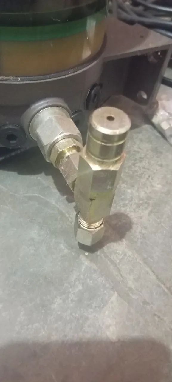 BOMBA PARA GRAXA ELÉTRICA - Foto 6