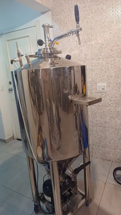 Fermentador autorefrigerado para cerveja 150L