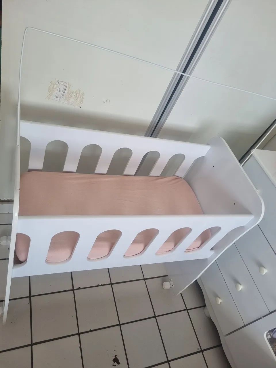 Mini berço para bebê + colchão. - Foto 4