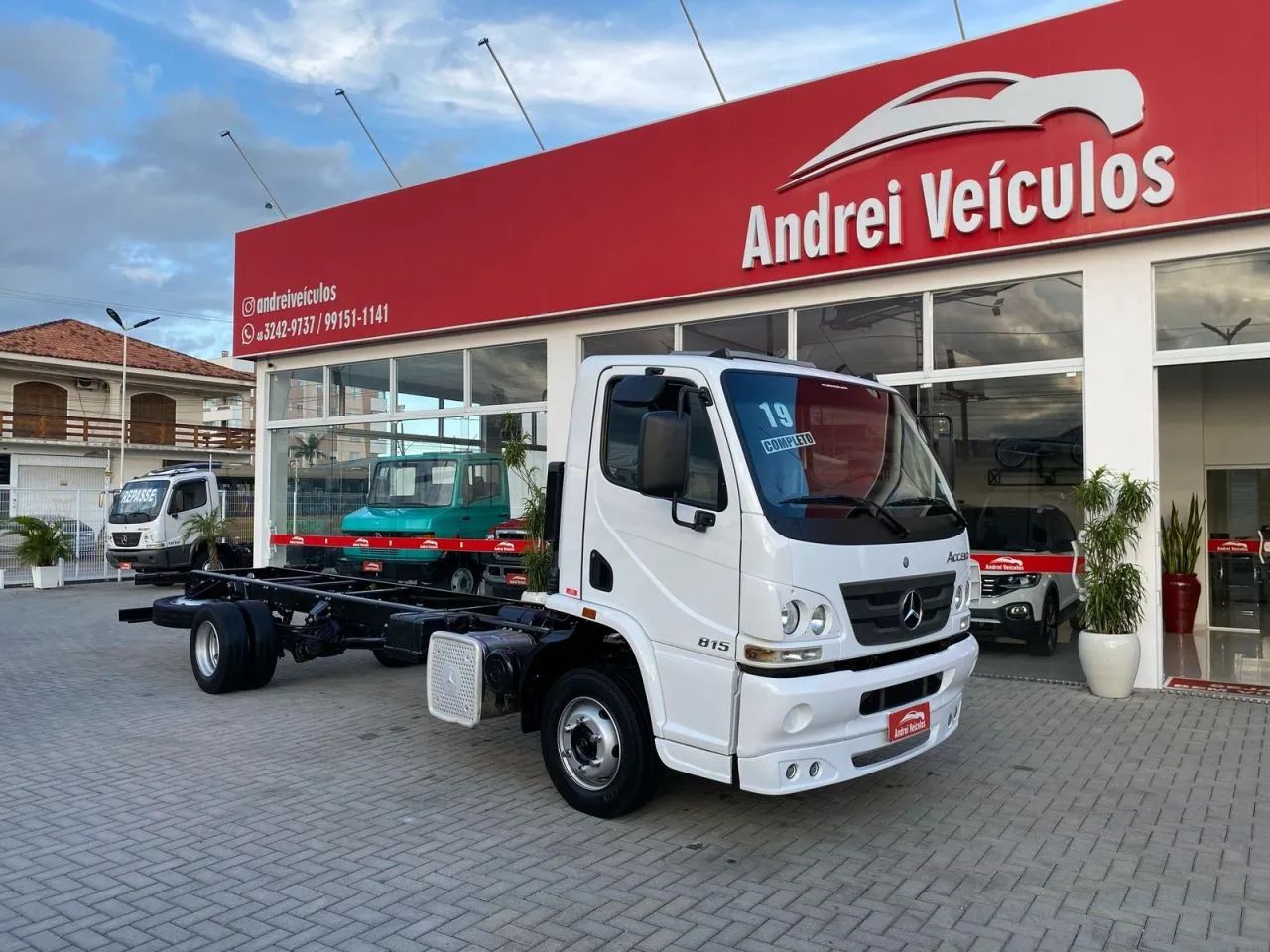 Mercedes-Benz Accelo 815 (Cabine Bolha) Apenas 37.000 Km 2019 - Foto 2