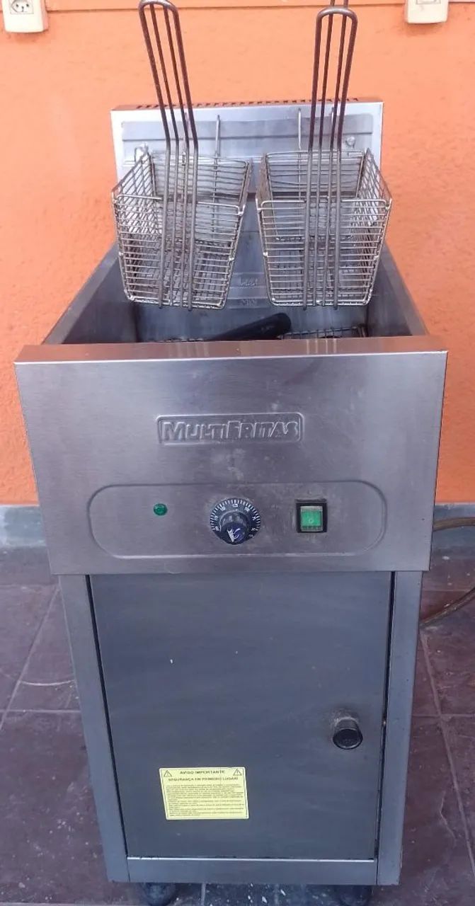 Fritadeira a gas Multifritas MGC 02 AO, 2 cestos