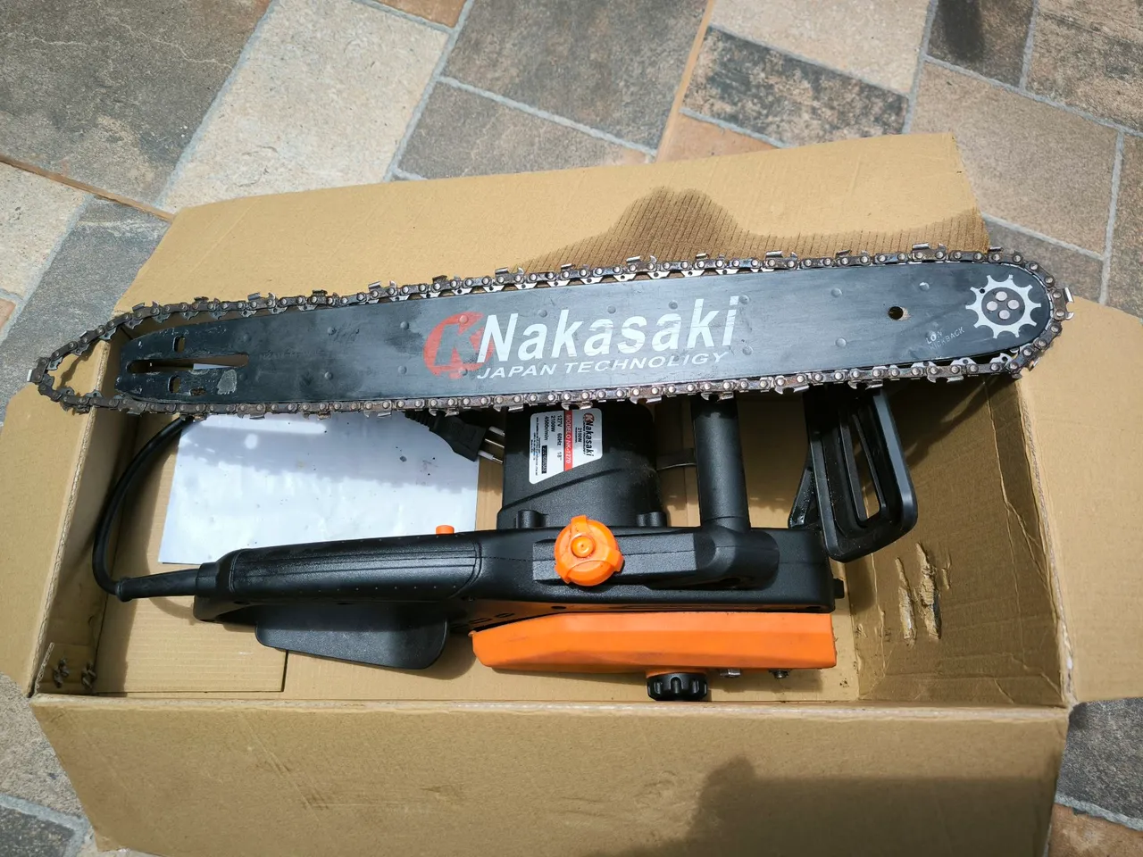 Motosserra Elétrica Nakasaki - 2100W