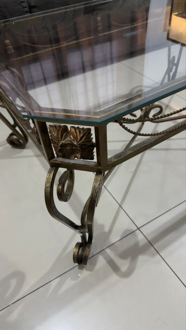 Mesa de centro e aparador 64573993589889124