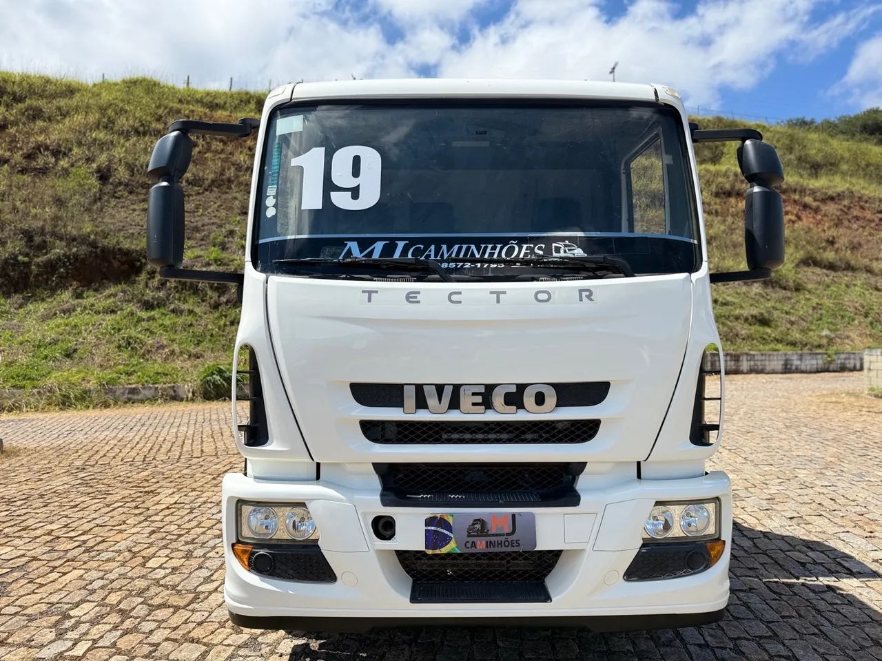 Iveco Tector 170E21 Caçamba - 2019 - Foto 2