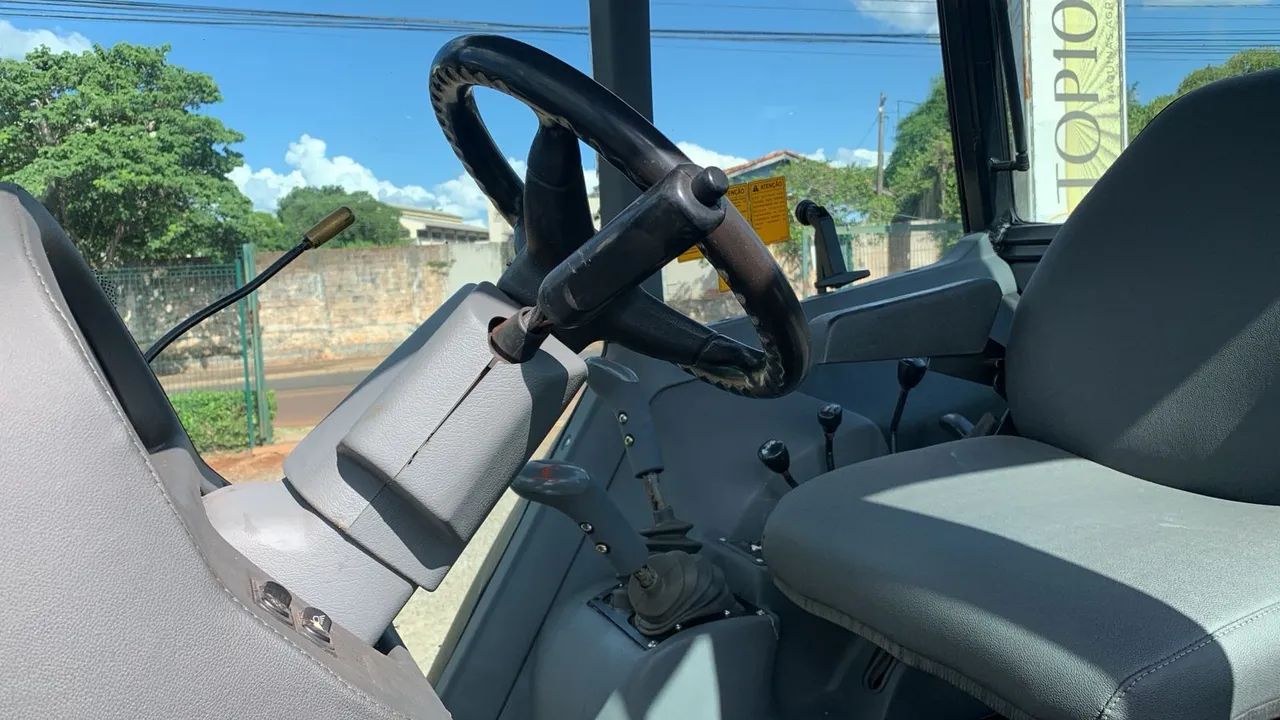 ?Trator Valtra BH 180- CONDIÇÕES DE PAGAMENTO ? - Foto 2