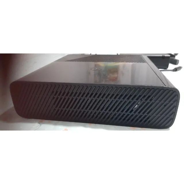 Xbox 360 Super Slim Bloqueado 1538 C/acessórios e Jogo Aleatório - Foto 3