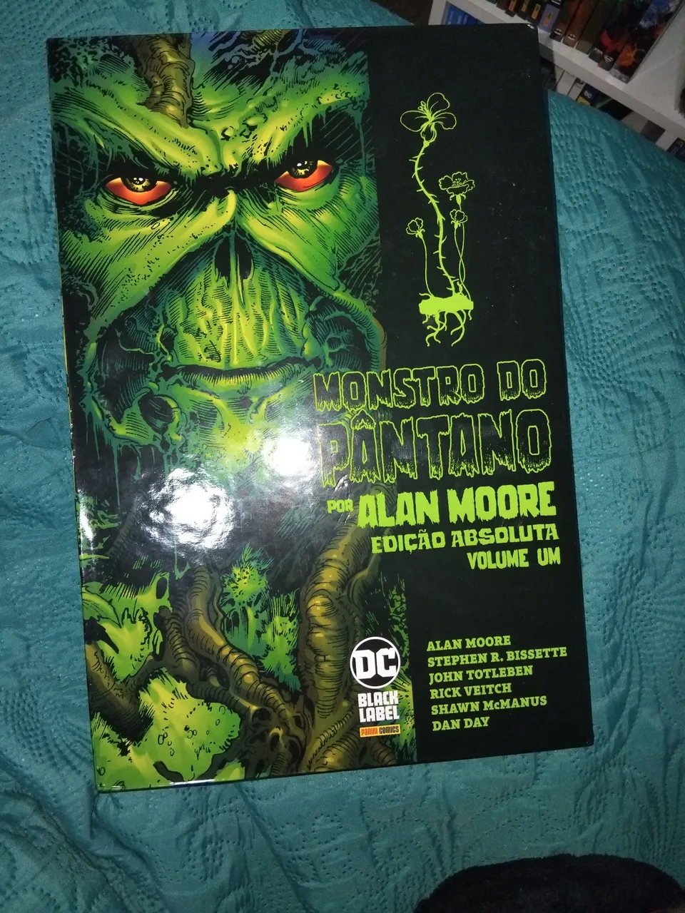 Monstro do Pântano - Edição Absoluta Volume Um