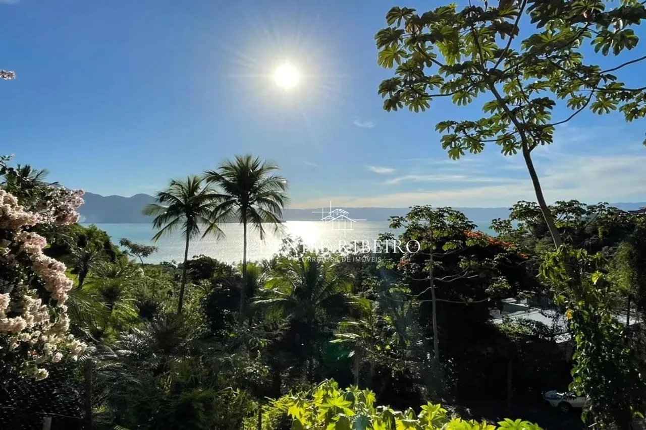 Terreno à venda em Ilhabela- Matricula