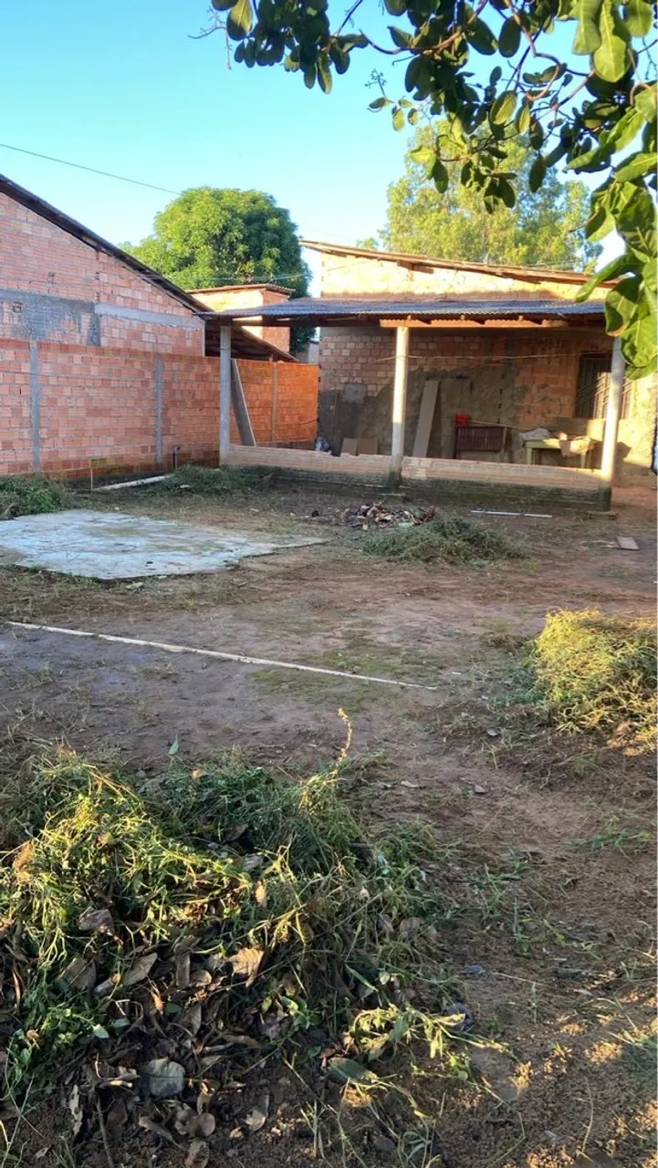 Terreno com casa no pedra pintada