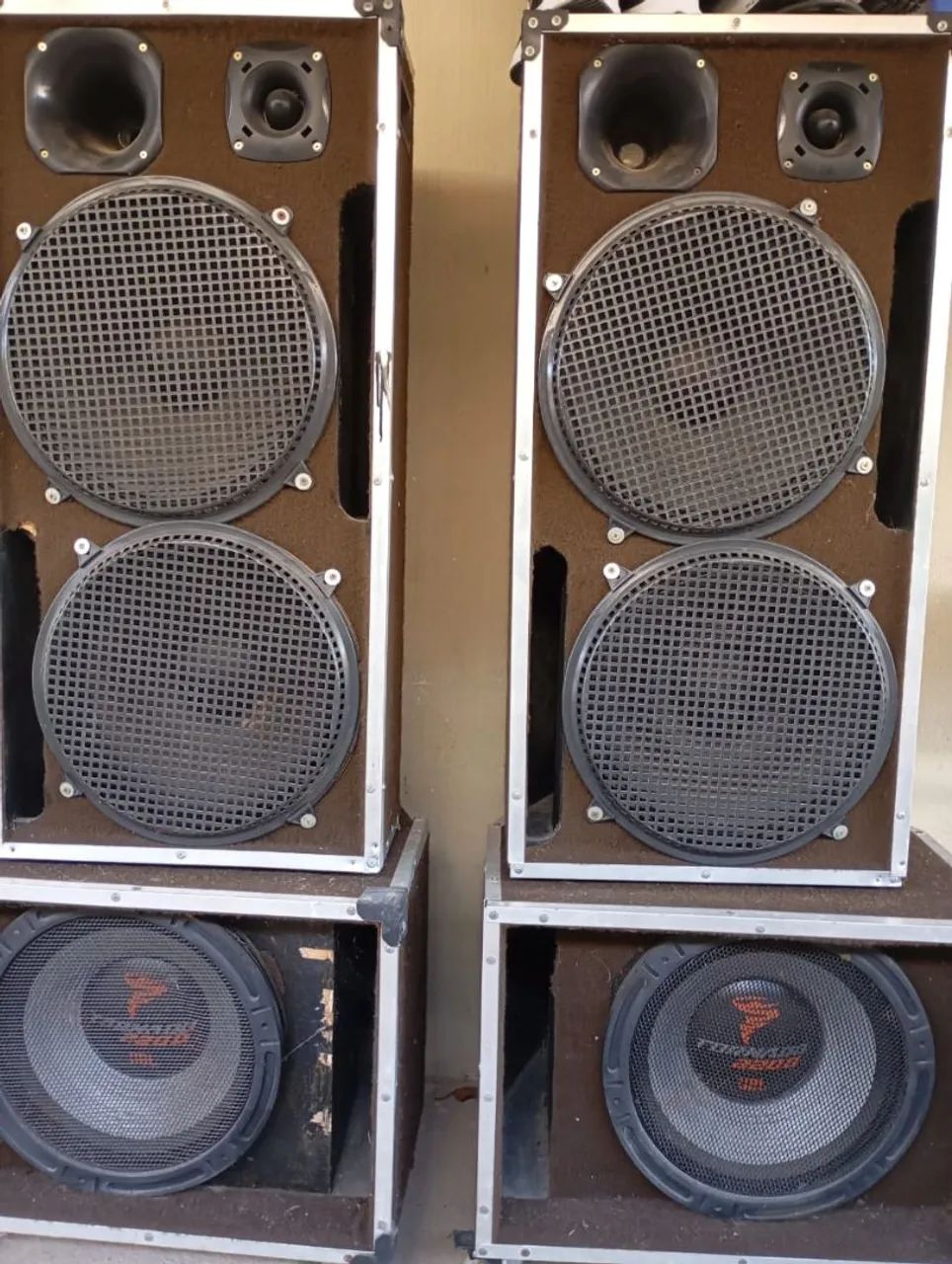 Mesa de Som 12 Canais Watson AMBW 12 e Amplificador  - Foto 2