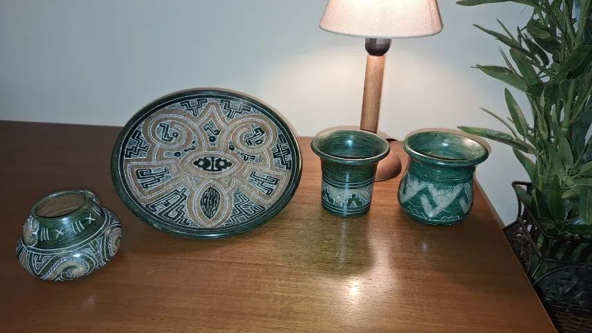 Vasos de diversos tamanhos em Cerâmica estilo Marajoara - Foto 2