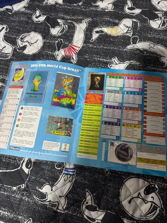 COMPLETO Álbum de figurinhas da Copa do Mundo 2014 - Brasil - Foto 3