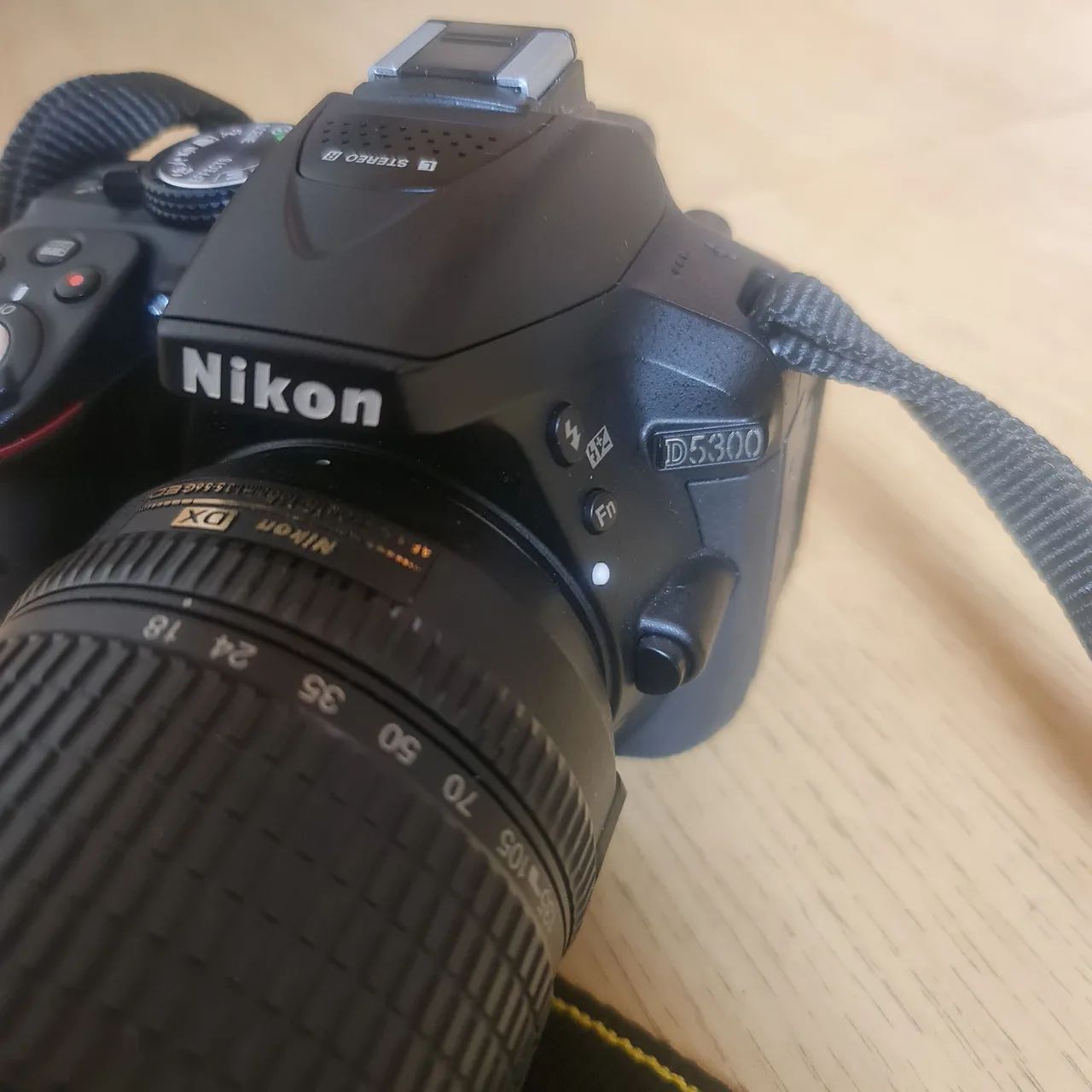 Câmera DSLR Nikon D5300