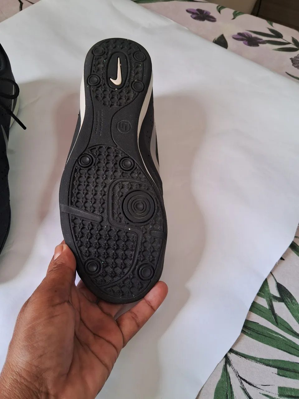 Tênis Nike Preto - Solado Durável e Confortável