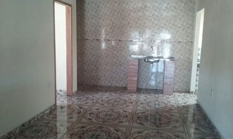 Apartamento com suíte e garagem coberta no Costa e Silva