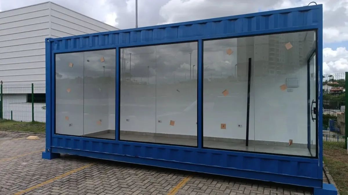Container com vitrine para loja