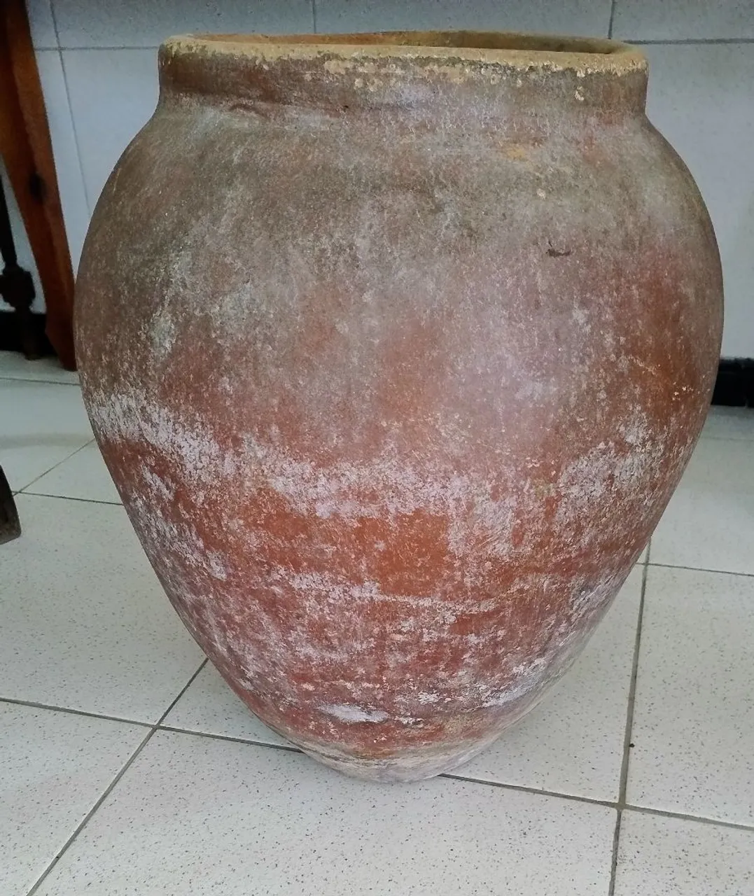 Vaso de cerâmica antigo