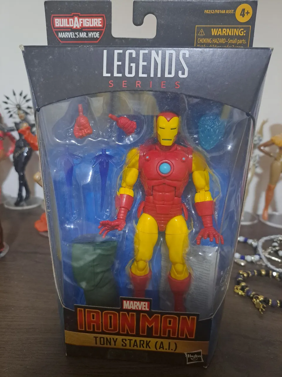 Boneco Iron Man Tony Stark (A.I.) Marvel Legends