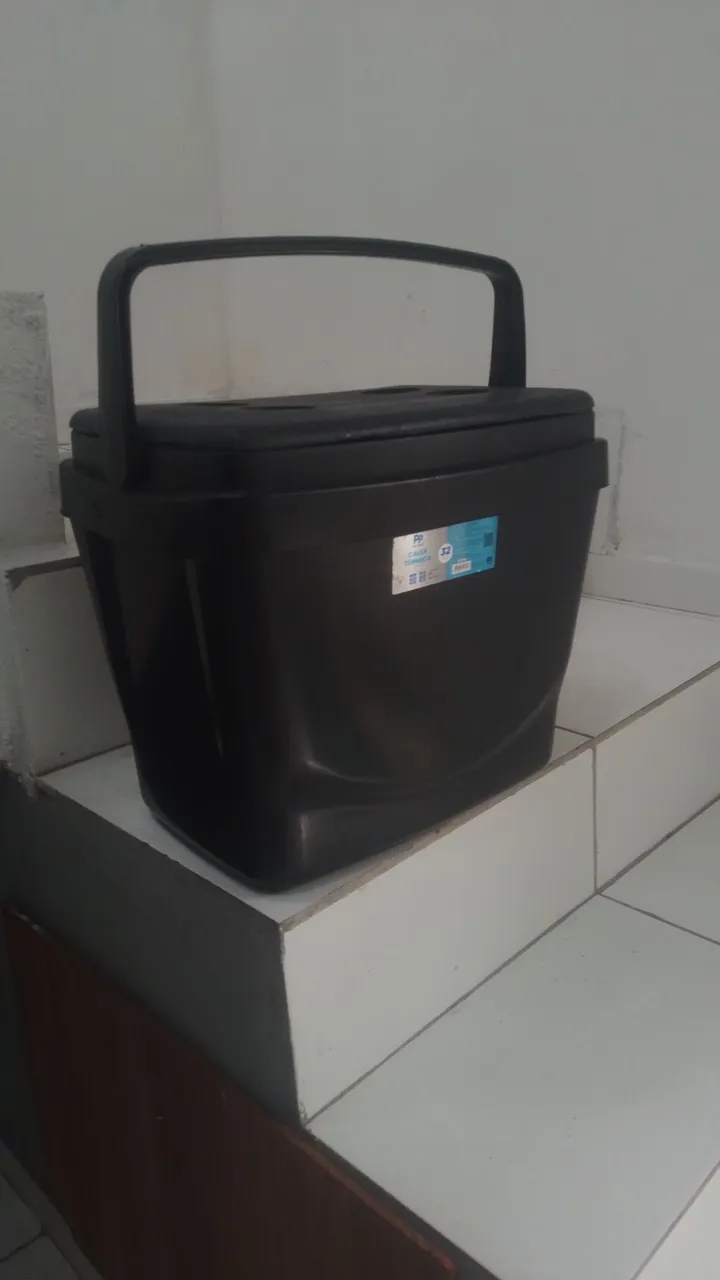 ? CAIXA TÉRMICA 32L - NOVINHA! ?
