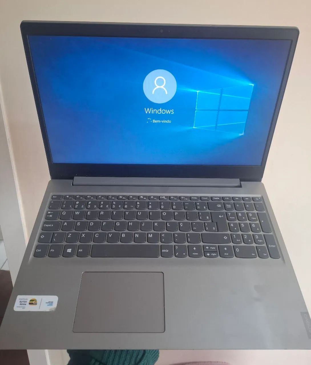 Notebook Lenovo i5 10°th bem conservado,  1000Gb de HD com carregador original.  - Foto 2