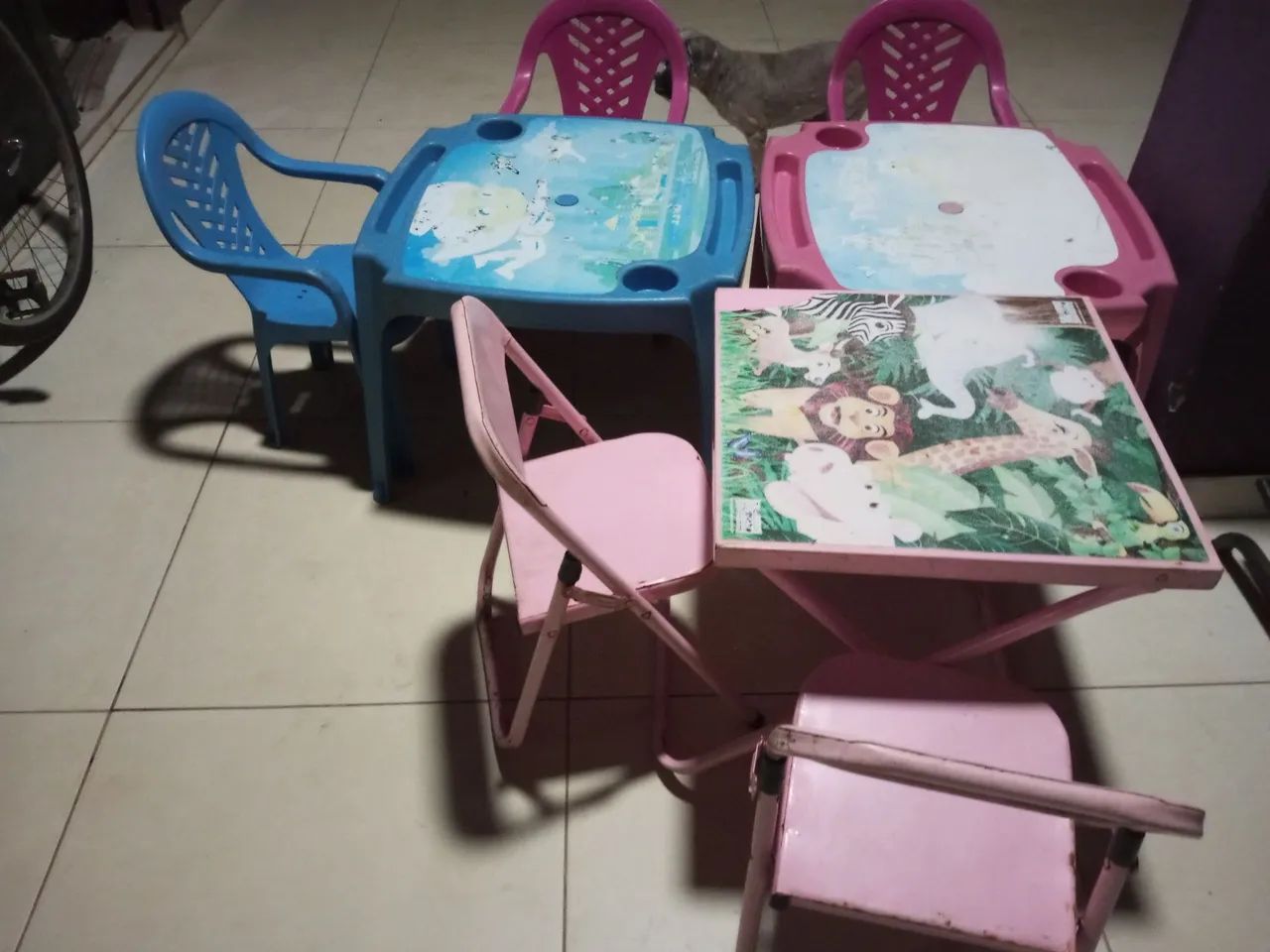 Conjunto de Mesa e Cadeiras Infantil - Foto 2