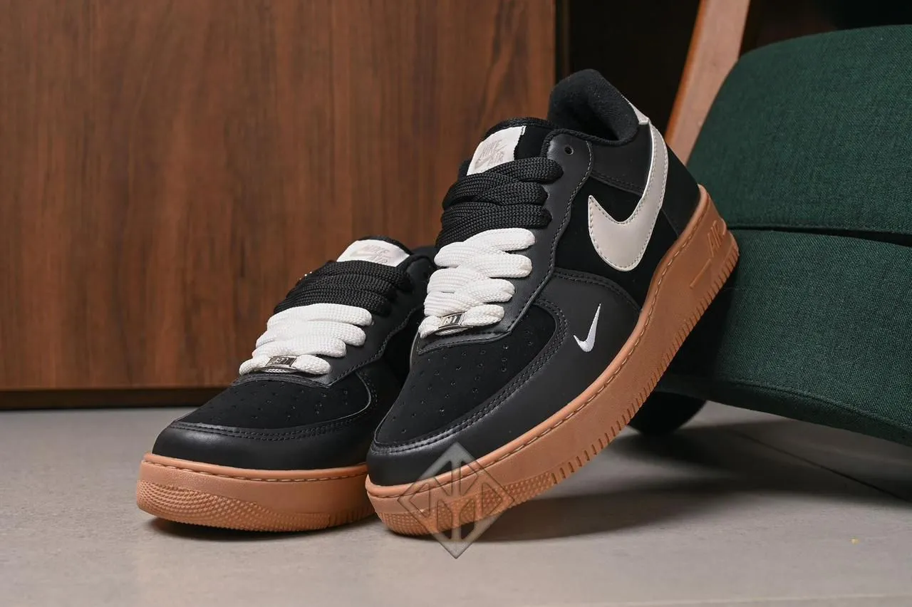 Nike Air Force 1 Black Gum LINHA LUXO, acompanha saquinho tnt personalizado