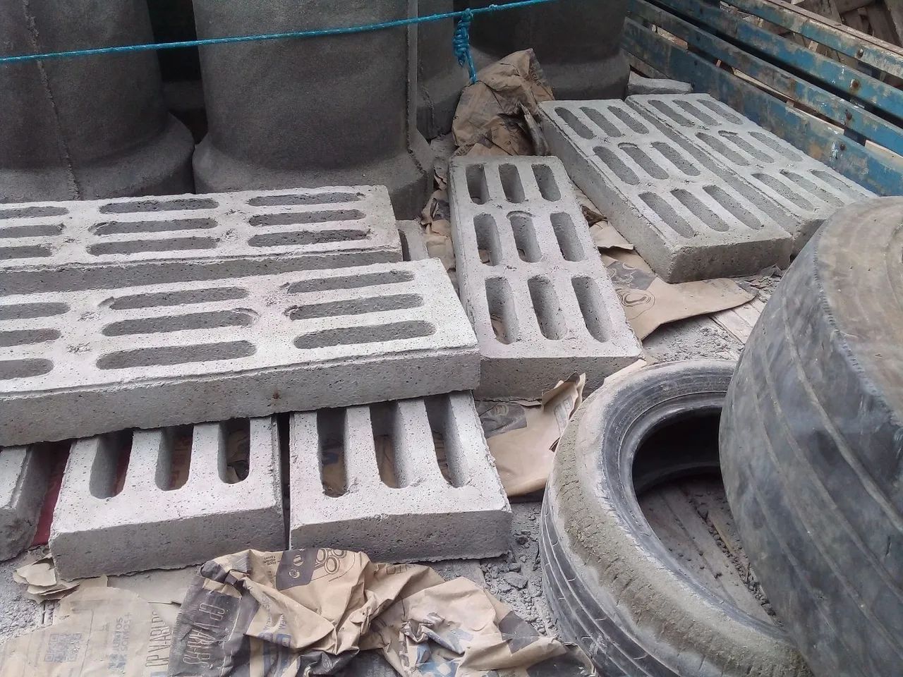 Grelhas de concreto para drenagem65204306374786123