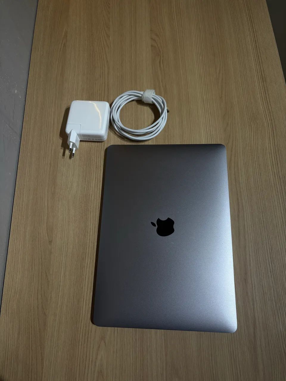 MacBook Air 2019 128 ssd 8 ram impecável, acompanha carregador  - Foto 3