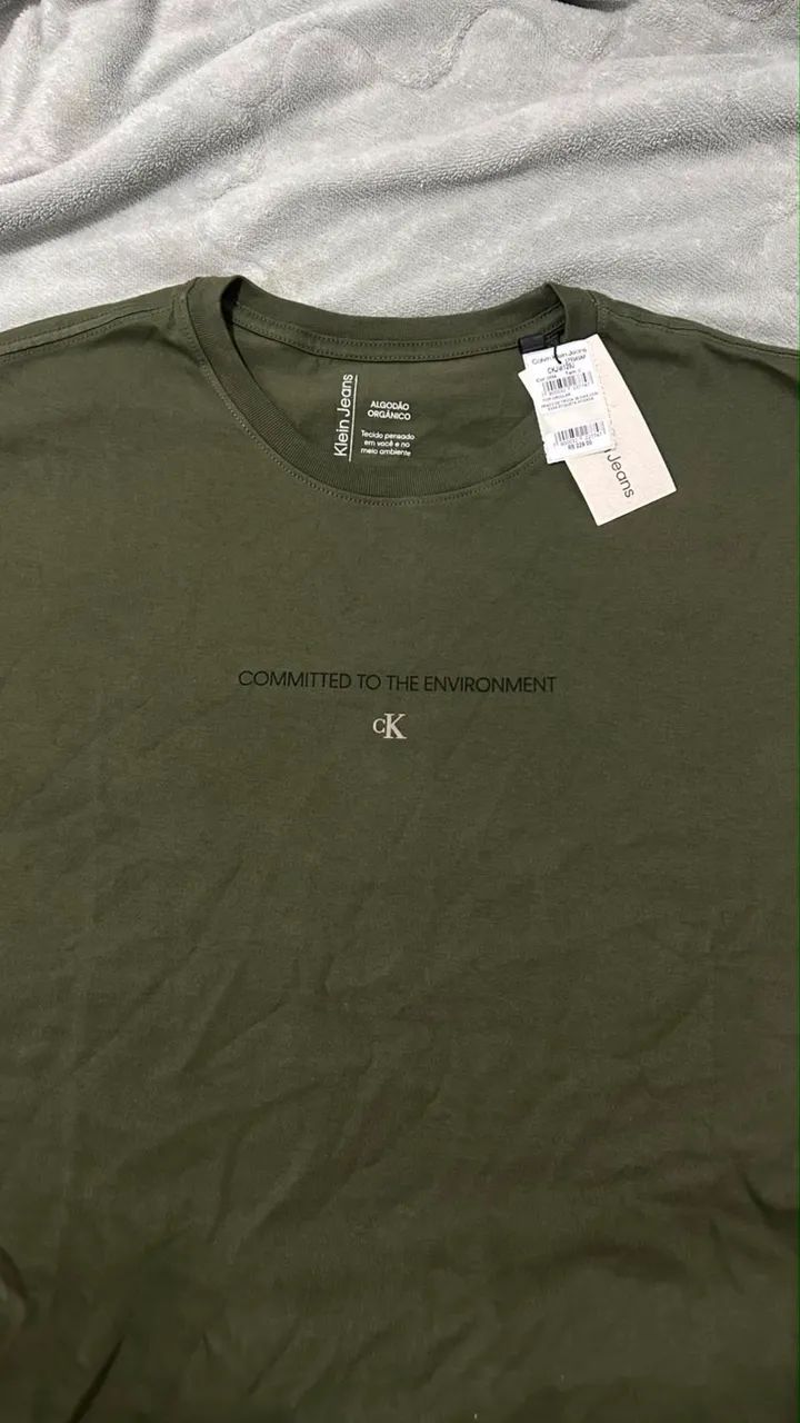 Camiseta CALVIN KLEIN nunca usada 