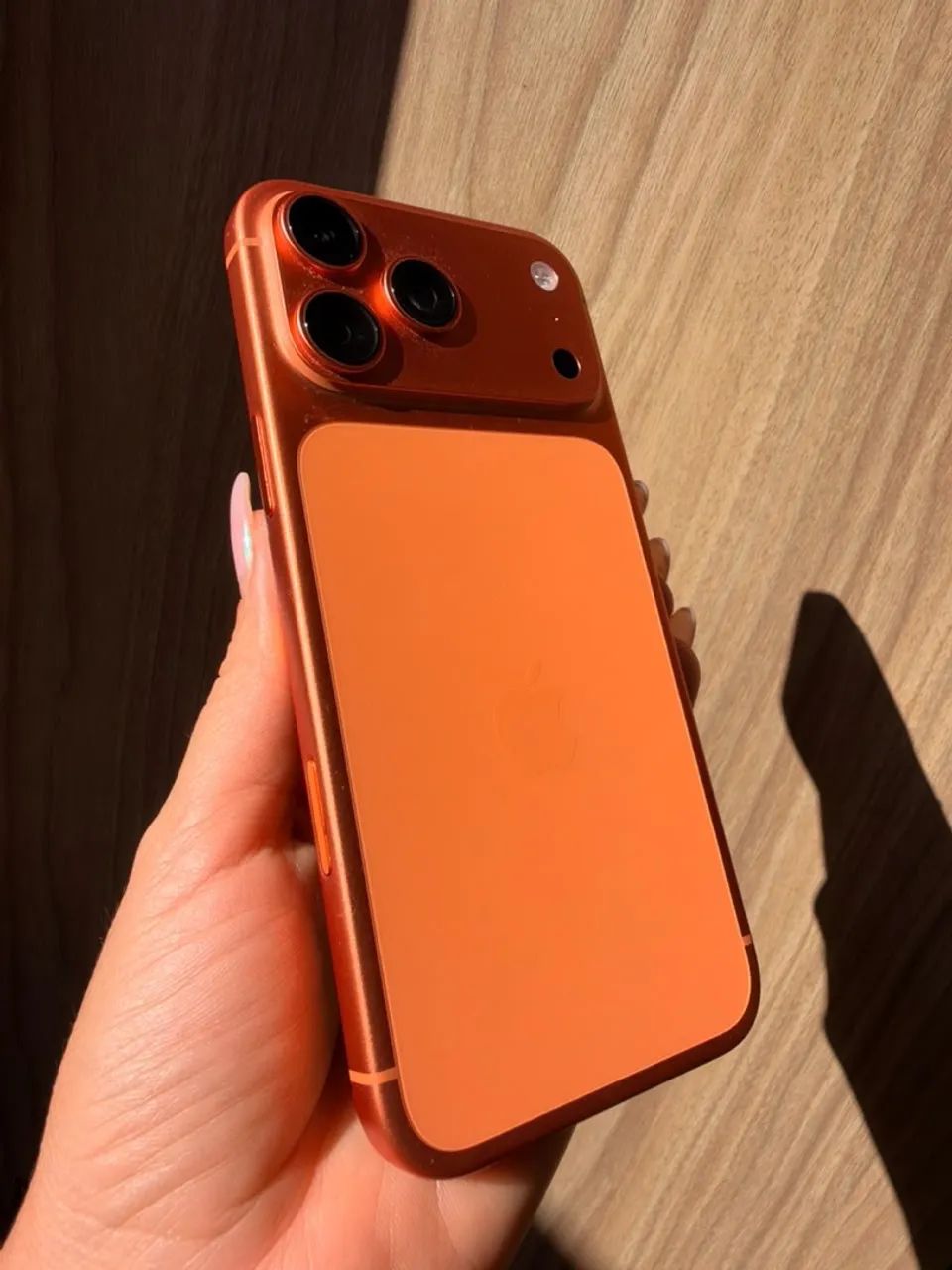 Venda de IPhone 17 Pro Max 256 - bateria 100%  - Foto 3