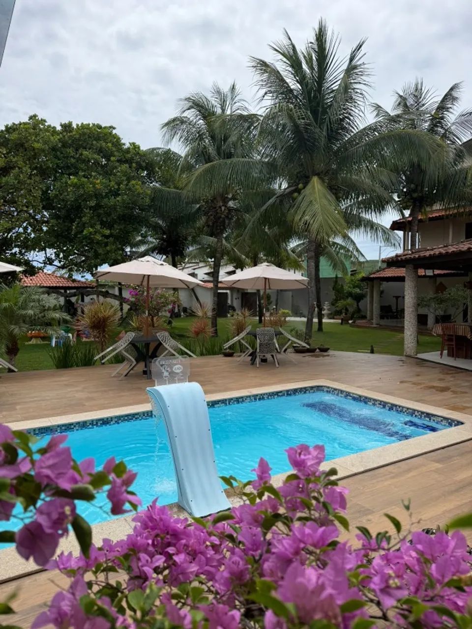 CASA DE PRAIA COM PISCINA EM GUAIBIM - BAHIA 
