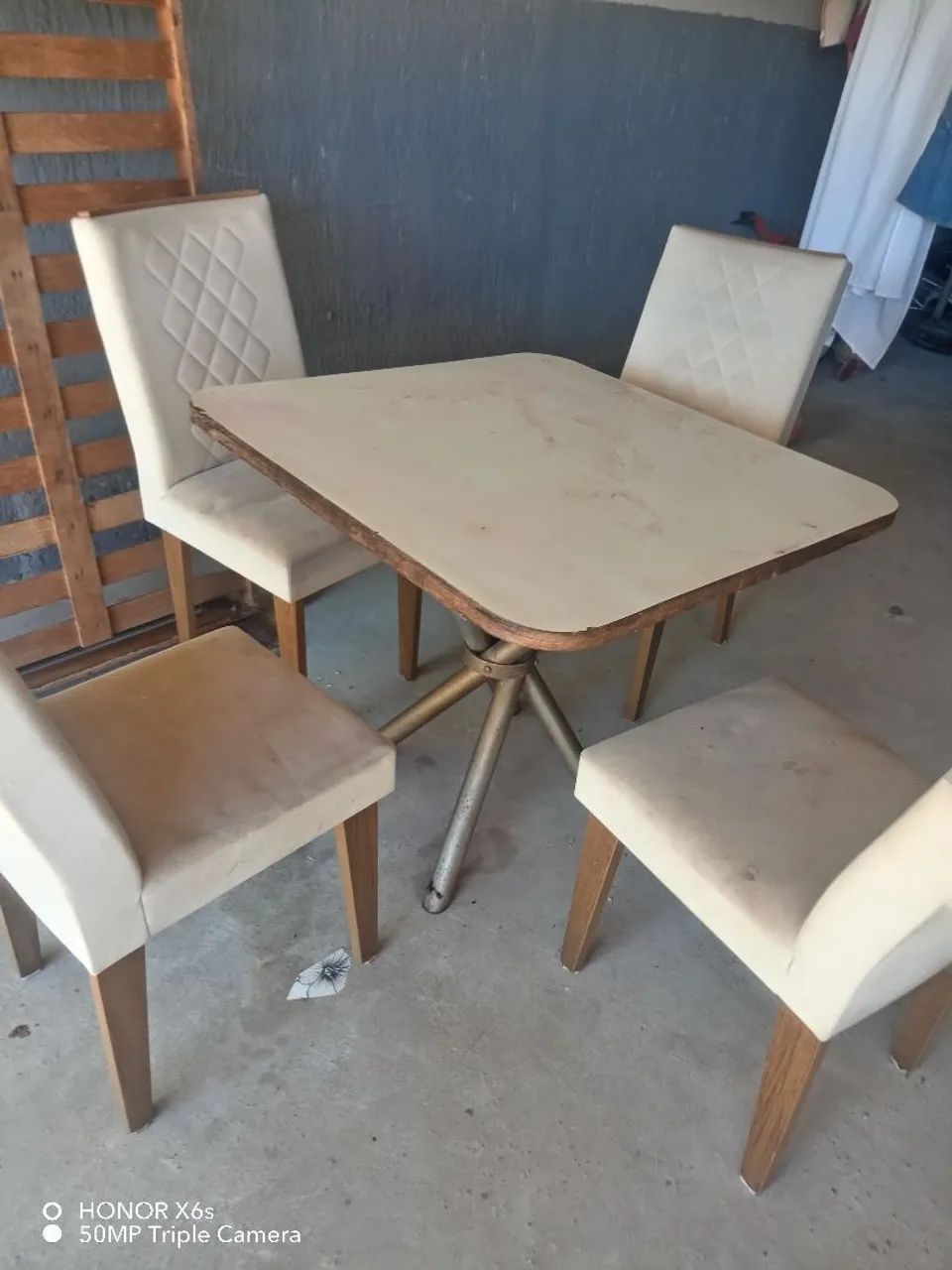 Mesa com 4 cadeiras  - Foto 4