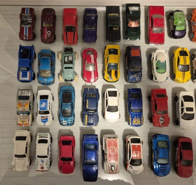 Lote Hotwheels 48 Unidades - Foto 2