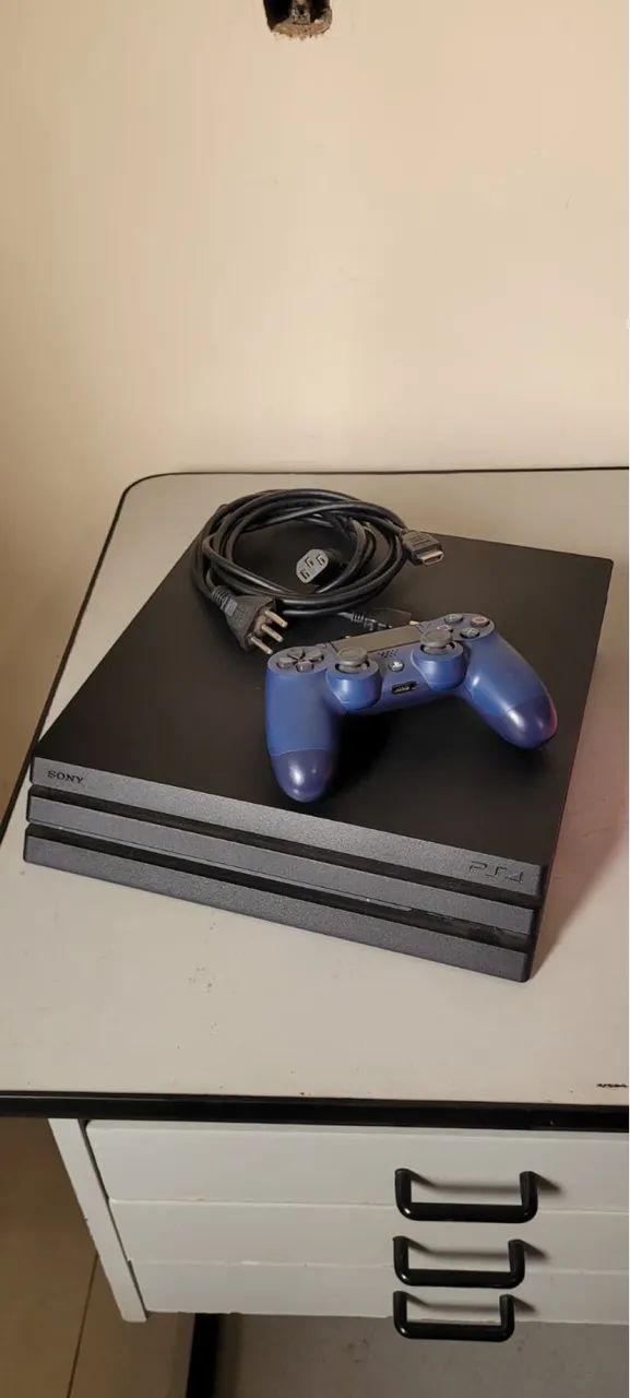 PS4 pro 1 tera - Foto 2