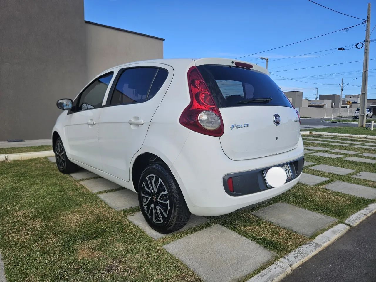 Fiat Palio Attractive 1.0 EVO Fire Flex 8V 5P 2014 - Foto 4
