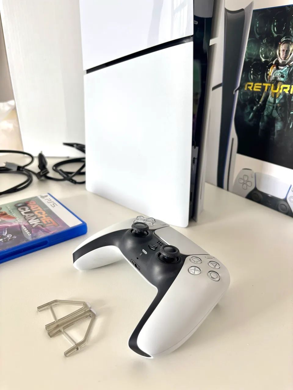 PlayStation®? 5 Slim - Versão com Disco + 2 Jogos Originais - Foto 4