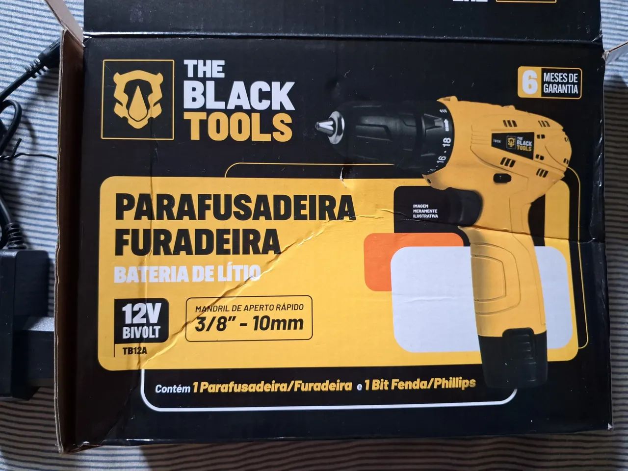 Furadeira/Parafusadeira Black Tools sem fio nova 2