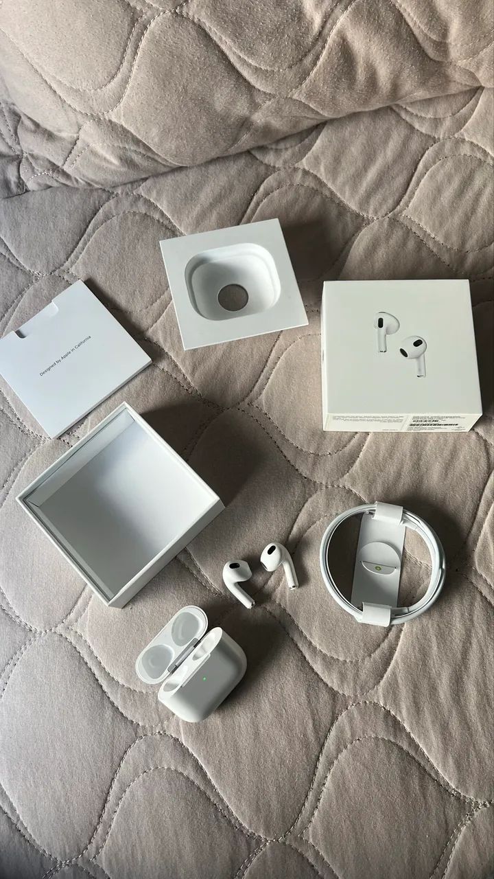 AirPods 3ª Geração Original Apple - Funcionando Perfeitamente