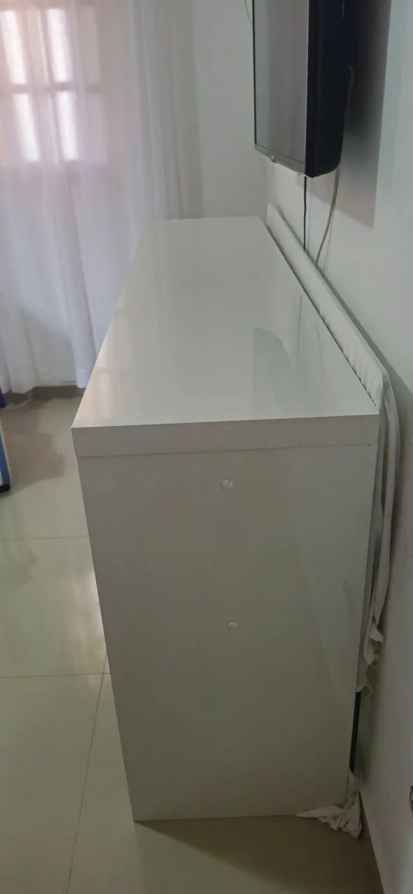 Móvel branco aparador - Foto 2