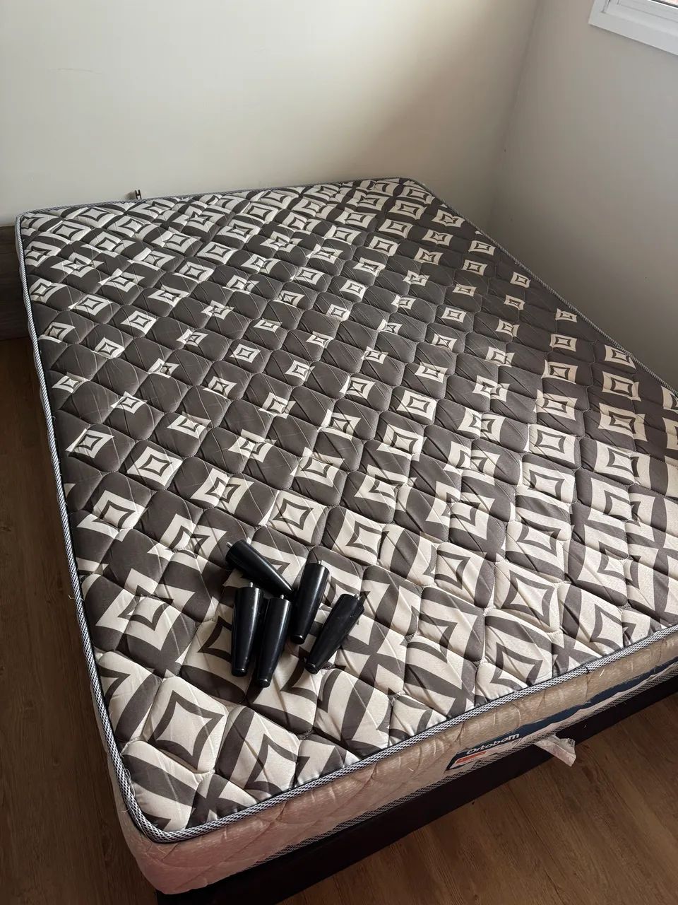 Cama Box - Colchão ortobom + base  - Foto 3