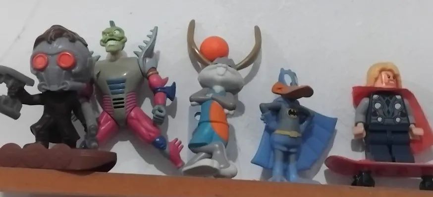 Bonecos Brinquedos Colecionadores - Foto 3