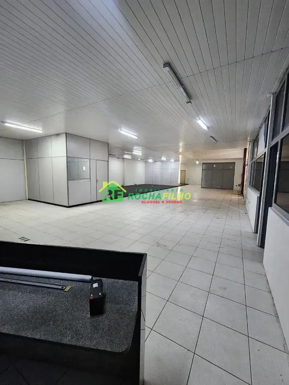 Prédio Comercial para Alugar no Bairro Centro - Foto 3