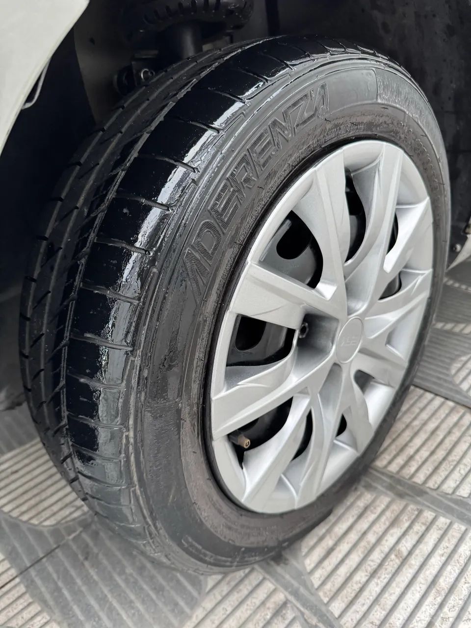 Volkswagen Fox 1.6 Mi Total Flex 8V 5p, foto 7 de 14