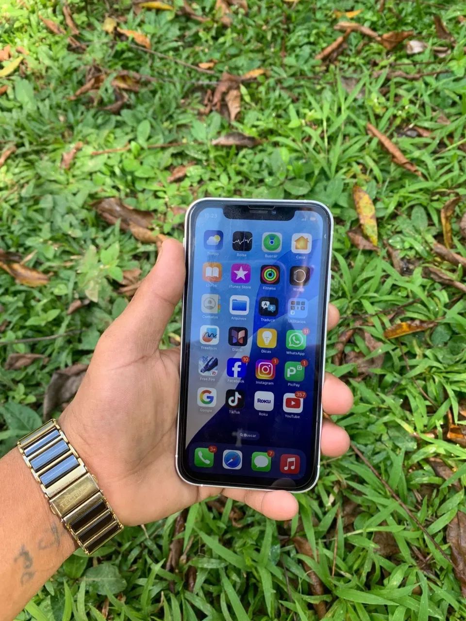 iPhone XR na carca ça do 17 - Foto 2