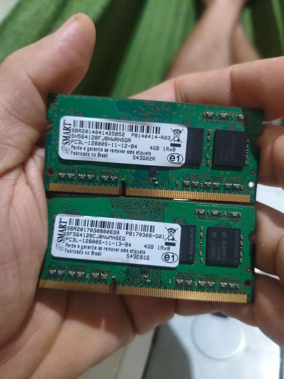 2 Memórias RAM 4GB PC3L - 128000s