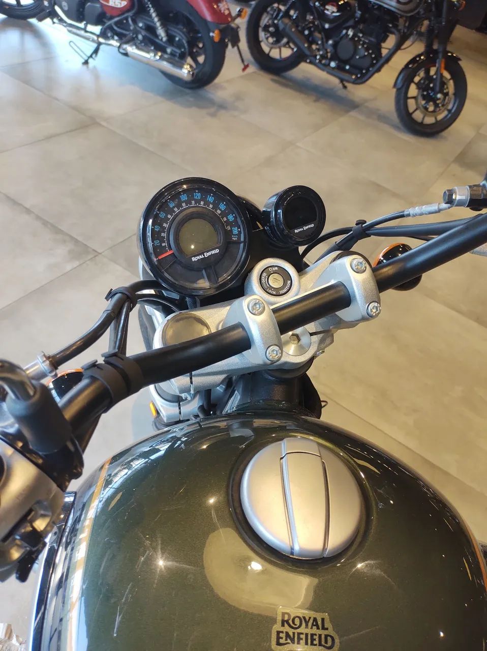 SUPER METEOR 650 0 KM ( Igor *) - Foto 3